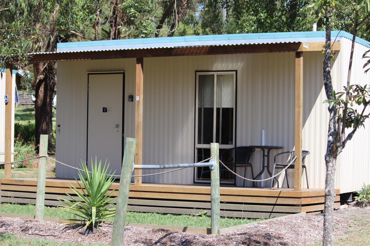 Wonky Stables Holiday Park Forrest Luaran gambar