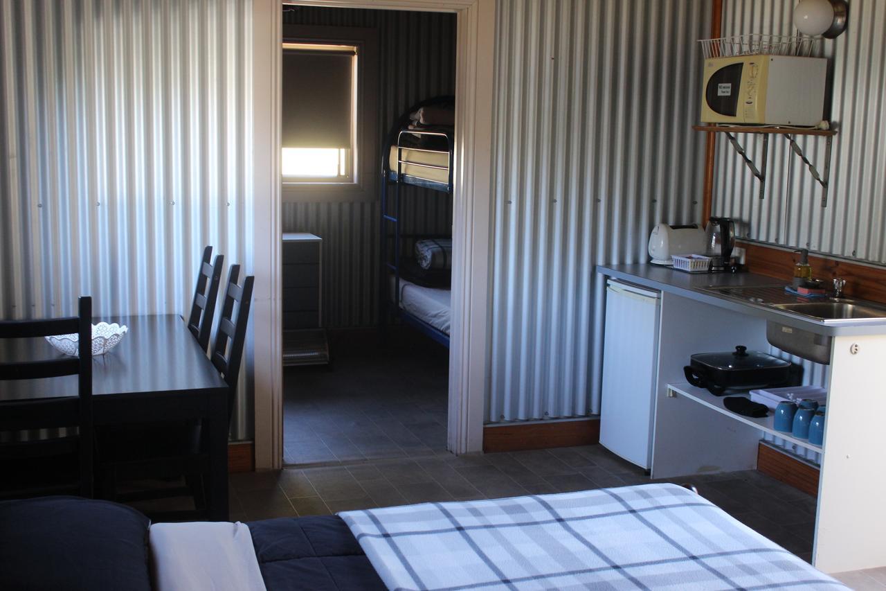 Wonky Stables Holiday Park Forrest Luaran gambar