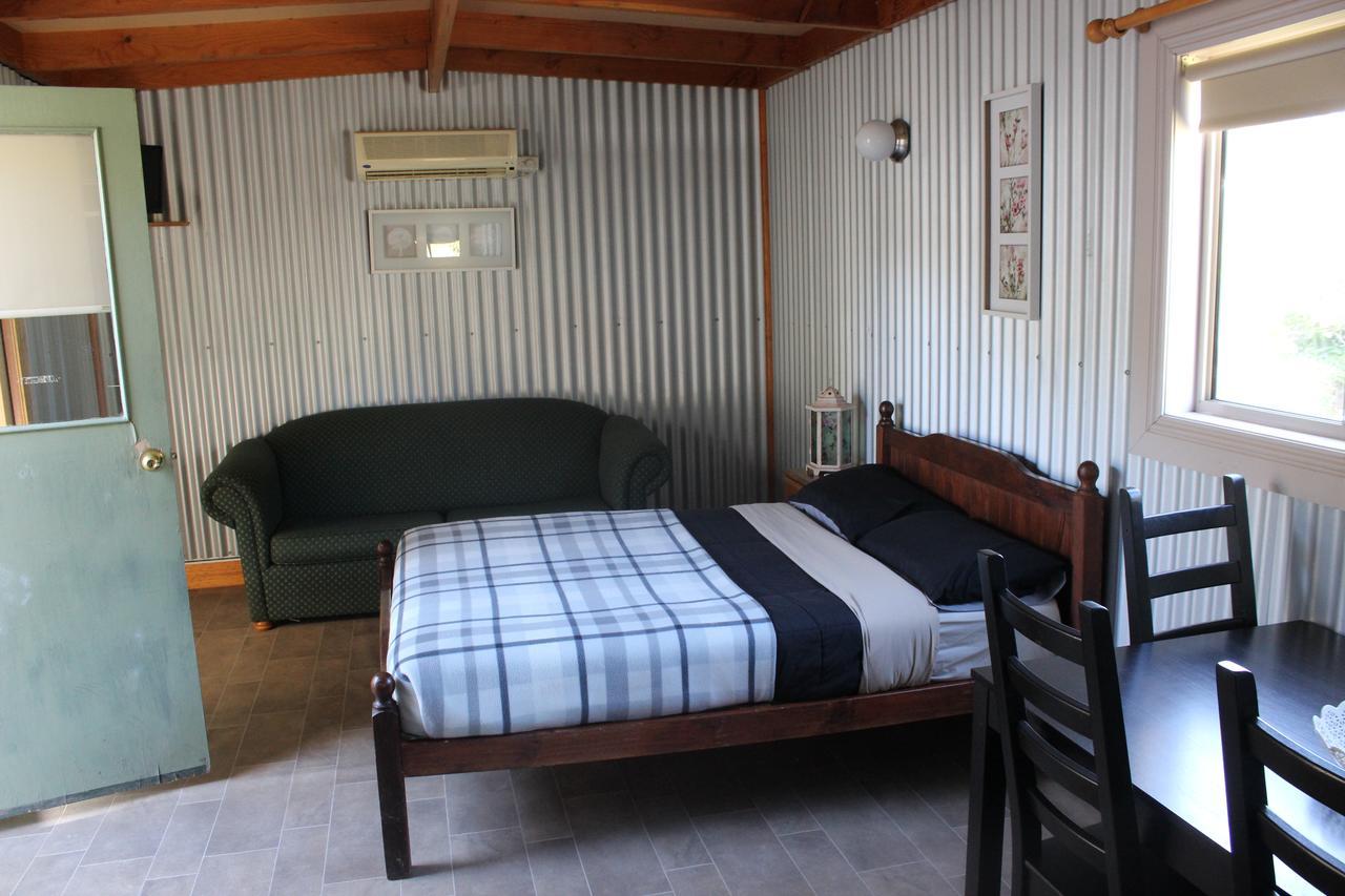 Wonky Stables Holiday Park Forrest Luaran gambar